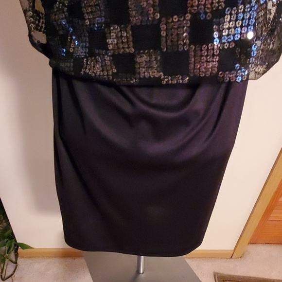 Scarlett Nite sequin dress - Picture 6 of 7